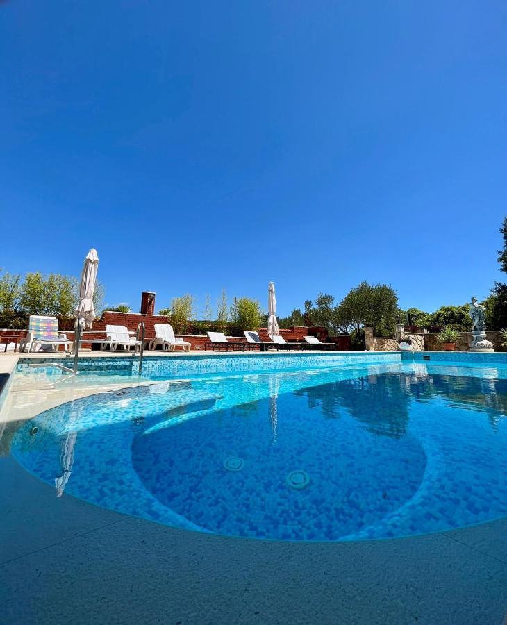 Gorana With Swimming Pool Apartament